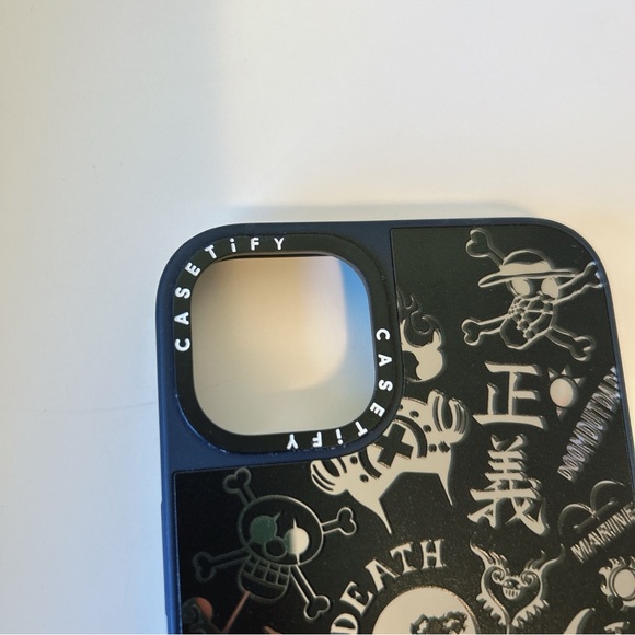 CASETIFY ONE PIECE IPhone 14 Plus Case - Picture 5 of 12